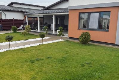 Casă cu 4 camere în Sud - 8