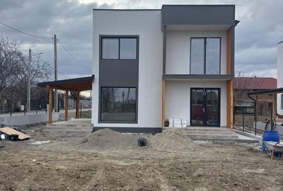 Casă cu 4 camere în Central - 8