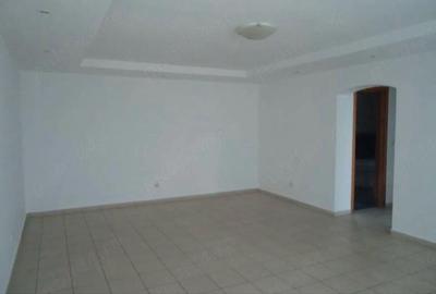 Casă cu 2 camere cu Teren 220 Mp în Mihai Bravu - 3