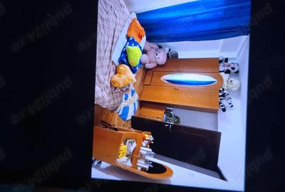 Apartament cu 3 camere decomandat în Ostroveni - 1