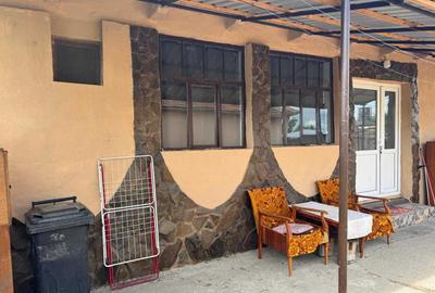 Casă cu 2 camere cu Teren 1500 Mp în Central - 5