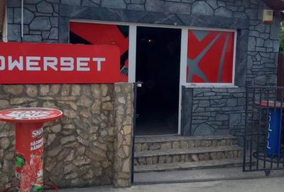 Spațiu comercial, de 1,024 mp, în Central - 3