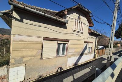 Casa cu teren intravilan 32 ari Seuca - 4