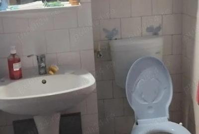 Apartament 2 camere Tractorul Oltet - 1