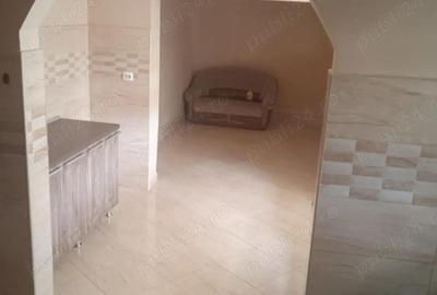 Casă în 14 Mai - 2