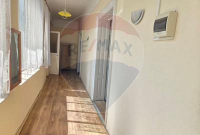 Casă cu 5 camere cu Teren 1010 Mp în Ultracentral - 4