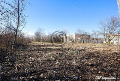Teren de 695 mp, în B-dul București - 9