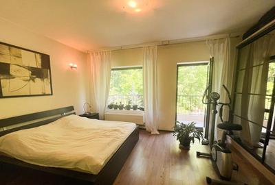 Sect 1, Bucuresti-Vila langa padurea Baneasa, zona Liceul Francez/COMISION 0 - 9