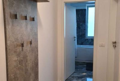 Apartament cu 3 camere decomandat în Dumbrăvița - 2