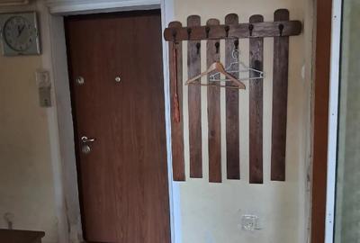 Vand apartament decomandat 3 camere , bucatarie ,2 bai, situat central - 2