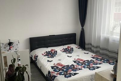 Apartament cu 2 camere decomandat în Exterior Vest