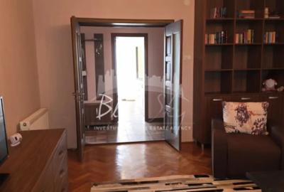 Apartament cu 3 camere decomandat, mobilat în Central - 12