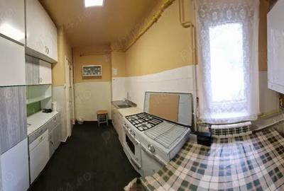 ARENI, apartament ultracentral cu 3 camere, etajul I - 3