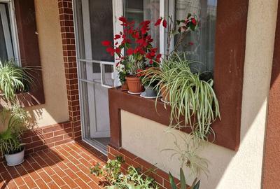 Vand imobil compus din casa de locuit cu anexe gospodare?ti ?i teren aferent, situat in ora? Faurei - 6