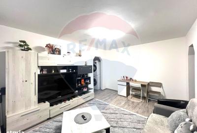 Apartament cu 2 camere semidecomandat, mobilat în Republicii - 1