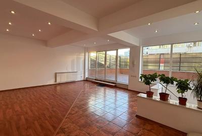 REV2004592 Ion Mihalache l Vila l 370 mp l 5 camere - 11