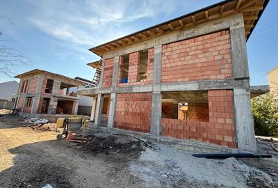 Dezvoltator - Vilă individuală Apărătorii Patriei - 280 mp teren - 5