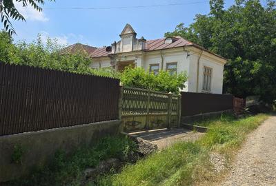 Casă individuală cu 5 camere cu Teren 850 Mp în Vărsătura - 2