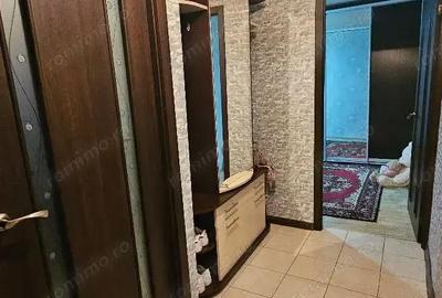 Garsonieră decomandată în Titan - 2