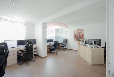 Spațiu comercial, de 235 mp, în Ultracentral - 22