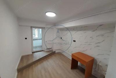 Spațiu comercial, de 70 mp, în Central - 3