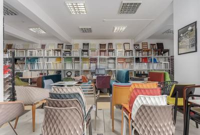 Centru comercial cu spatiu de showroom birouri - 20