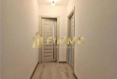 Apartament cu 3 camere decomandat în Ipotești