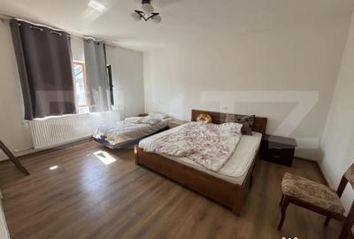 Casă cu 4 camere cu Teren 500 Mp în Jibou - 1