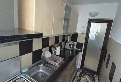 Apartament 2 camere, etaj 1, Tineretului, langa ?coala nr 10, - 6