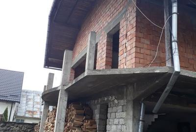 Casă cu 7 camere cu Teren 1764 Mp în Câmpulung la Tisa - 4