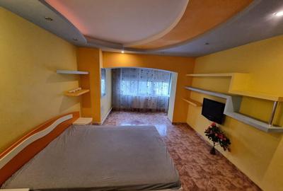 Soveja eden-apartament 4 camere decomandat etaj 1 - 5