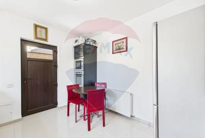 Duplex cu 4 camere de vanzare in zona Colentina - 13