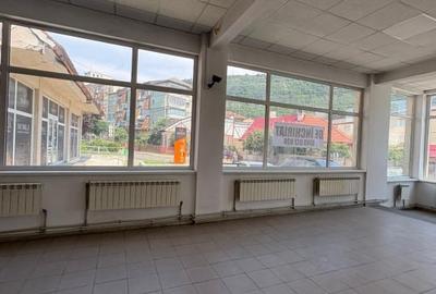 Spatiu comercial central - 5