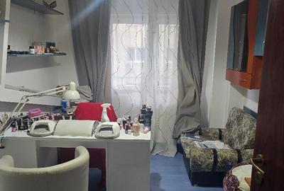 Apartament cu 3 camere decomandat în Central - 9