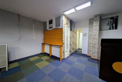Spatiul Comercial 60 mp, Parter - 11