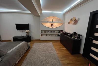 Vila eleganta S+P+1+M - Pipera / Drumul negru / 1170mp teren Vila eleganta S+P+1+M - Pipera / Drumul negru / 1170mp teren - 15