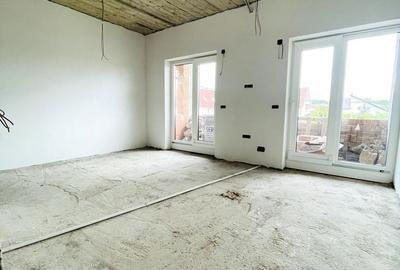 Casă cu 4 camere în Rontău - 8