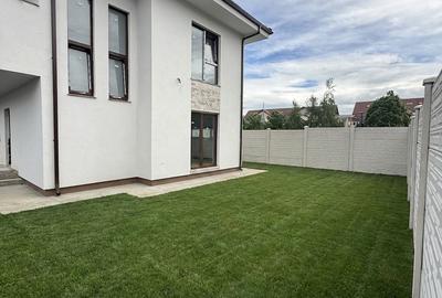 Duplex cu 4 camere cu Canalizare în Florești - 2