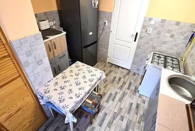 Apartament cu 2 camere semidecomandat în Micro 16 - 17