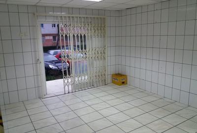 Spațiu comercial, de 60 mp, în Central - 5