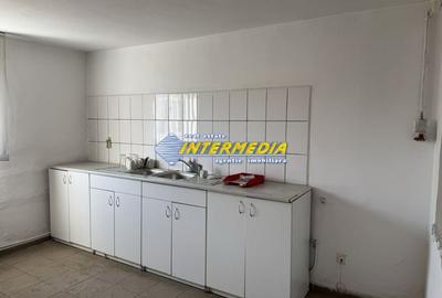 Spațiu industrial, de 2,800 mp, în Industrială - 17