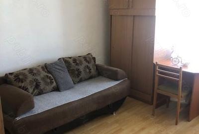 Garsonieră decomandată în Broșteni - 3