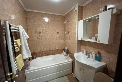 Apartament cu 2 camere semidecomandat în Țiglina 1