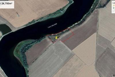 Teren Intravilan Lac 24,700 mp - 10