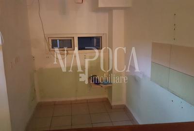 Casă individuală cu 5 camere cu Canalizare în Central - 3