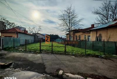 Teren de 364 mp, în Central - 2