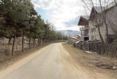 Casă cu 4 camere în Secăria - 8