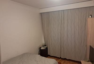 Vand apartament 2 camere in Deva, zona Scarisoara (Astoria), etaj 3, - 5