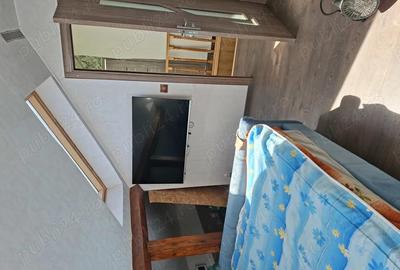 Inchiriez camera pentru fata studenta - 1