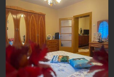 Casa 5 camere,2 garaje. - 18